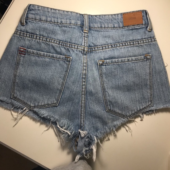 Urban outfitters BDG high waisted cheeky shorts - Picture 2 of 4